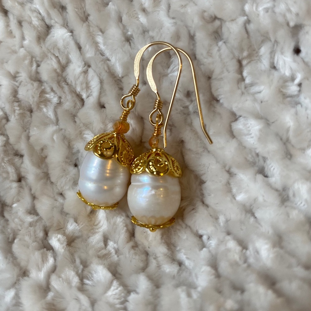 Handcrafted Pearl and Gold Earrings